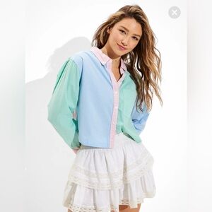 NWT- American Eagle top - L